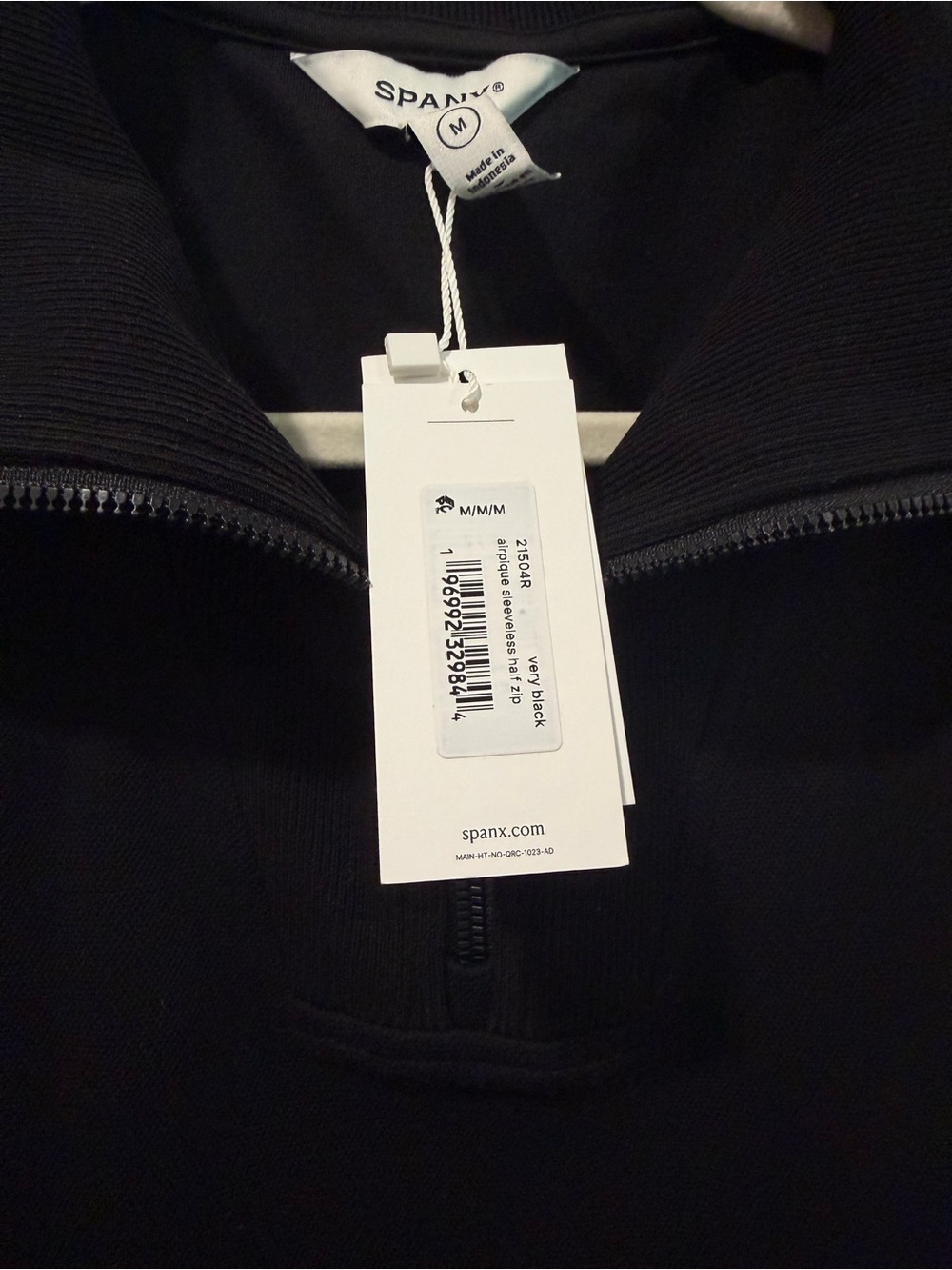 Spanx Airpique Sleeveless Half Zip - Picture 6 of 6